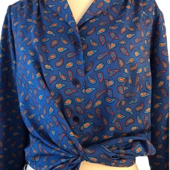 Pierre Cardin Vintage Blue Paisley Button Down Blouse , Lightweight, Medium - Picture 6 of 6